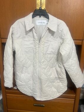 Calvin Klein Jeans Women's Cream Quilted Puffer Jacket use only few times